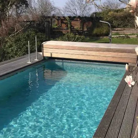 Doppelzimmer Mit Neuem Bad Und Sportpool-nutzung Aussen, Im Souterrain Der Naturpark, Garten Mit Rheinblick