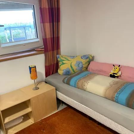 Doppelzimmer Mit Neuem Bad Und Sportpool-nutzung Aussen, Naturpark, Garten Mit Rheinblick Koblenc