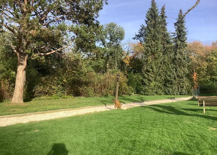 Doppelzimmer Mit Neuem Bad Und Sportpool-nutzung Aussen, Naturpark, Garten Mit Rheinblick * Koblenz (Rhineland-Palatinate)