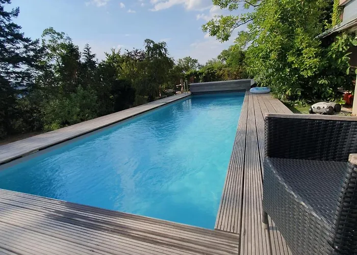 Apartamento Doppelzimmer Mit Neuem Bad Und Sportpool-nutzung Aussen, Naturpark, Garten Mit Rheinblick